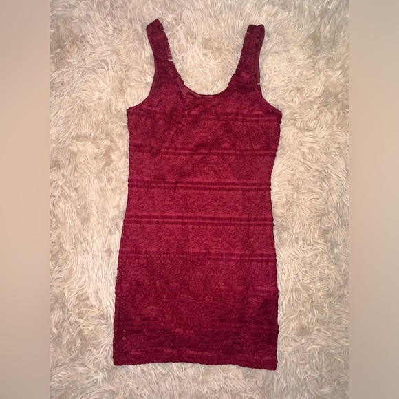 Elegant Forever 21 Burgundy Sleeveless Cocktail Dress for Datenights Size M - Picture 2 of 5